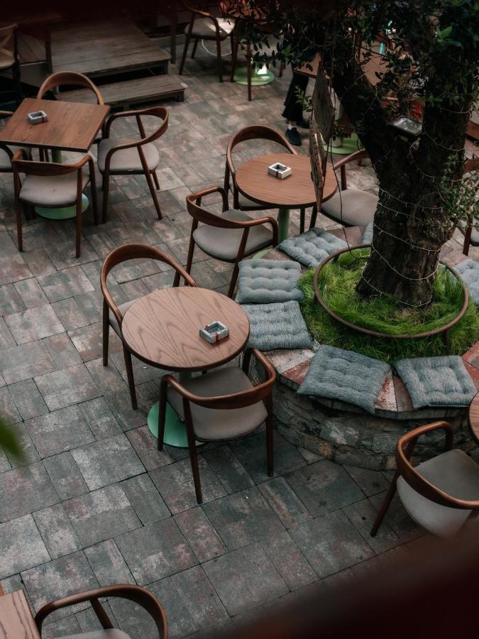 Bed Station Hostel & Bar Shkodra Kültér fotó