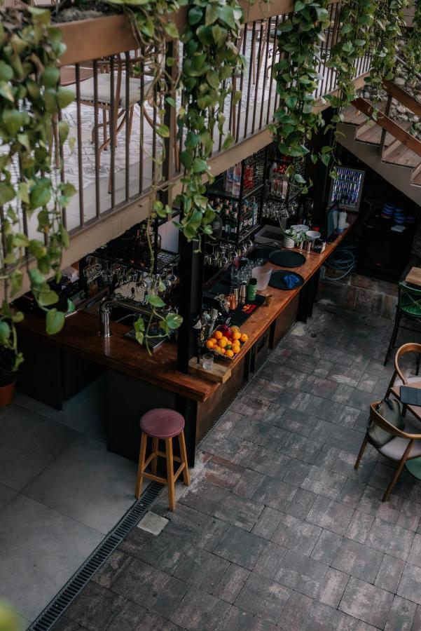 Bed Station Hostel & Bar Shkodra Kültér fotó